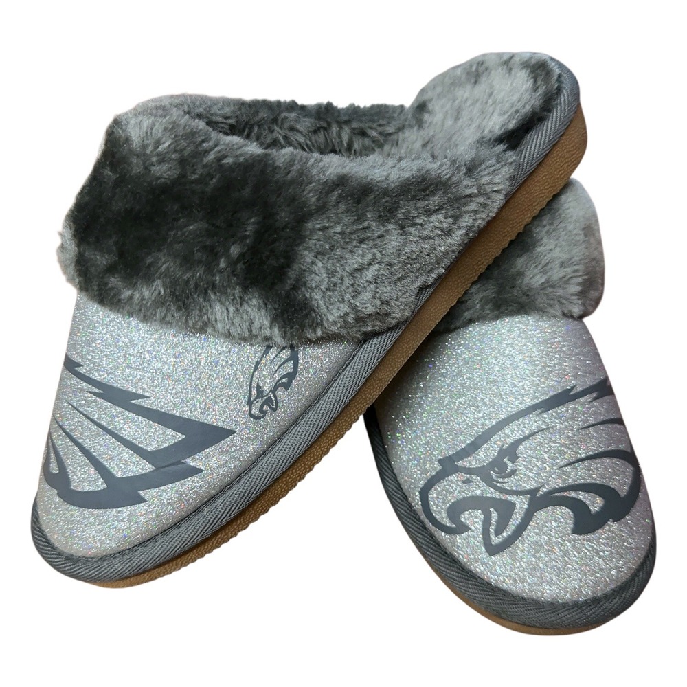FOCO Philadelphia Eagles Glitter Fur Moccasin Slippers Womens 7-8 Silver NWOT